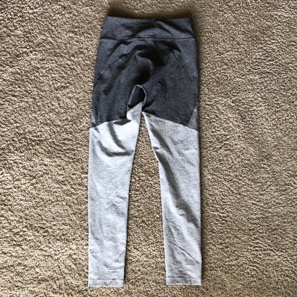 Outdoor Voices Gray Tri-Toned Leggings Sz M - Picture 3 of 10